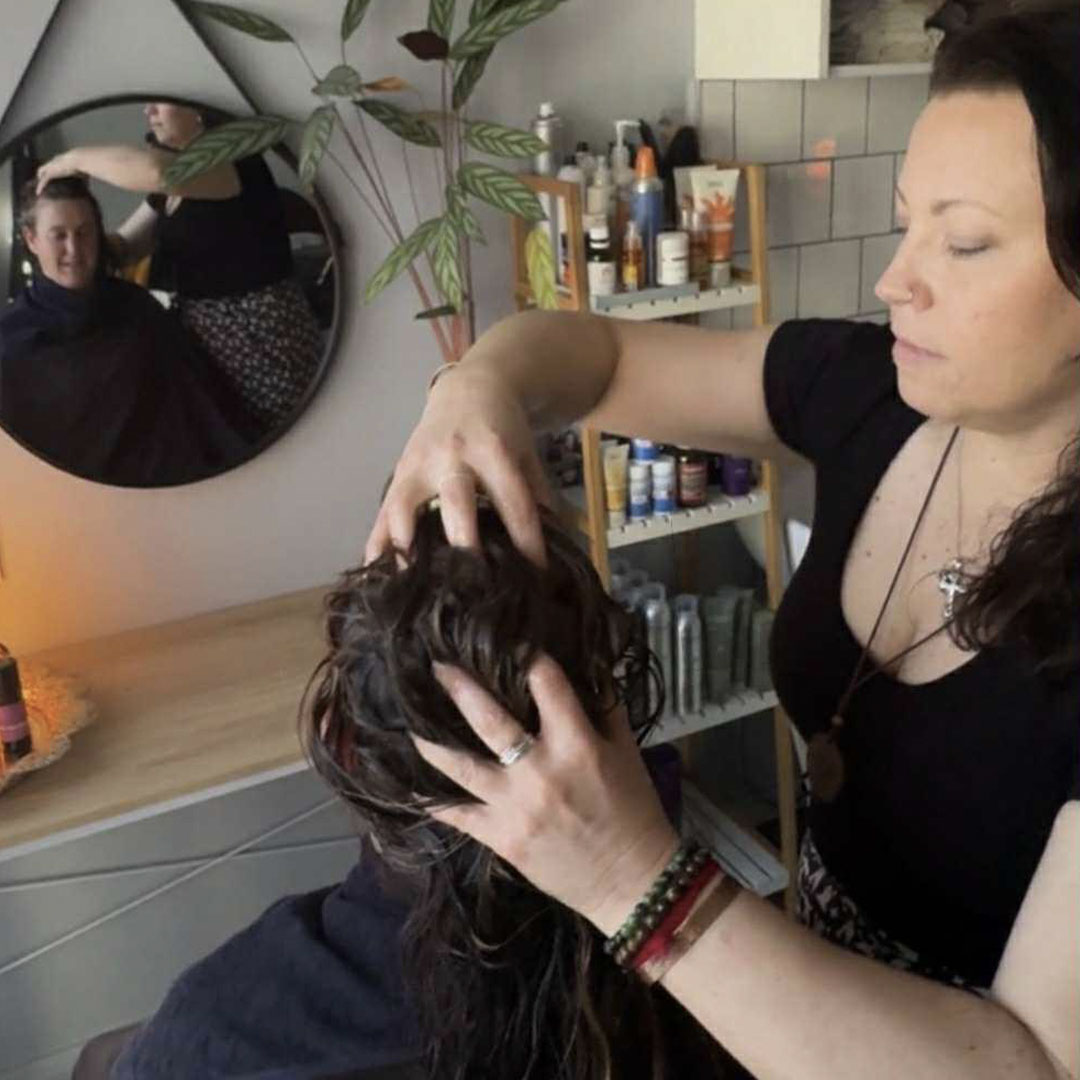 Soul Sister Salon - Salon Consulting Australia - Alternative Salon - Green Salon Australia - Natural Salon - Natural Hair Products Australia - Salon Coaching Australia - Organic Hair Products - Organic Salon Australia